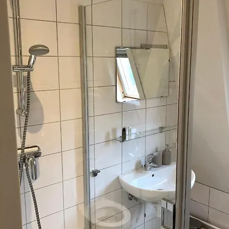 Bed & Breakfast Bruxelles - & 4*