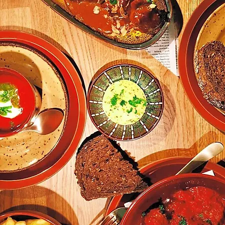 Bruxelles - & Oda ve Kahvaltı 4*