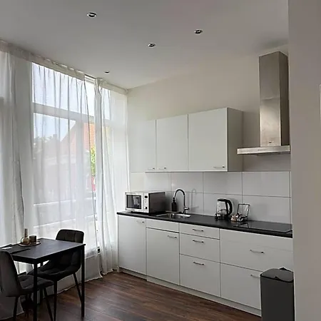 Bruxelles - & Oda ve Kahvaltı 4*