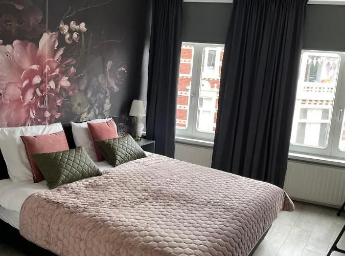 Bruxelles - & Alojamento de Acomodação e Pequeno-almoço